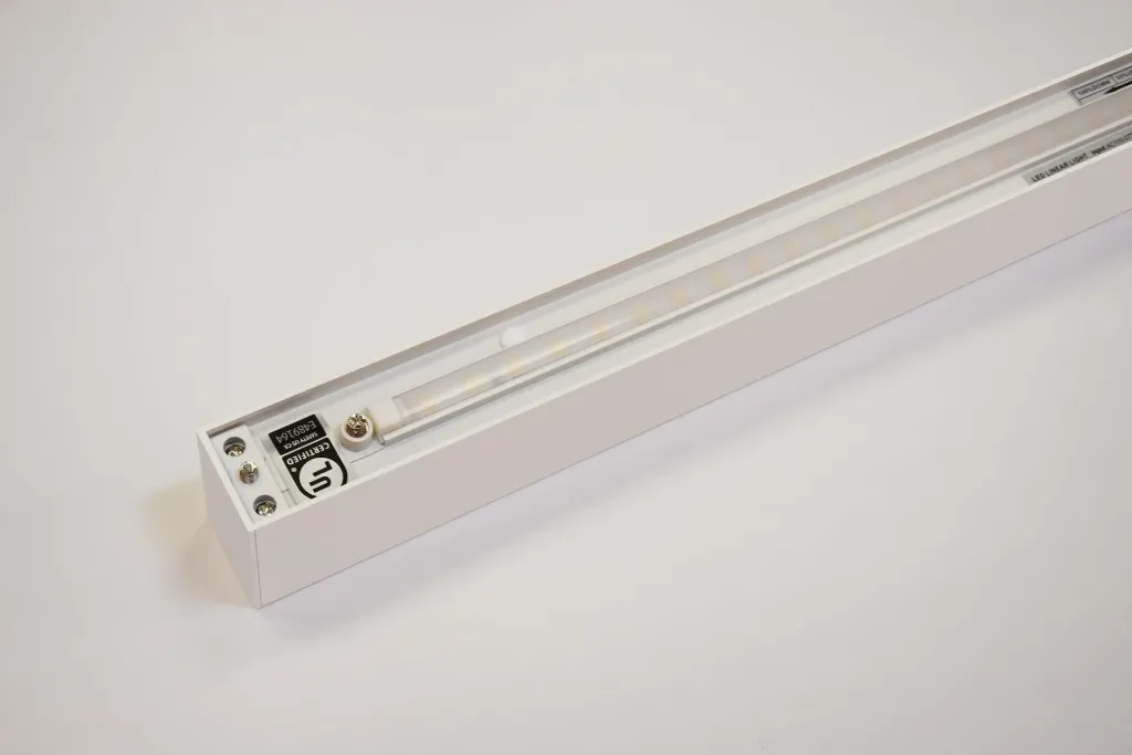 ZE1.3  White NEW.webp